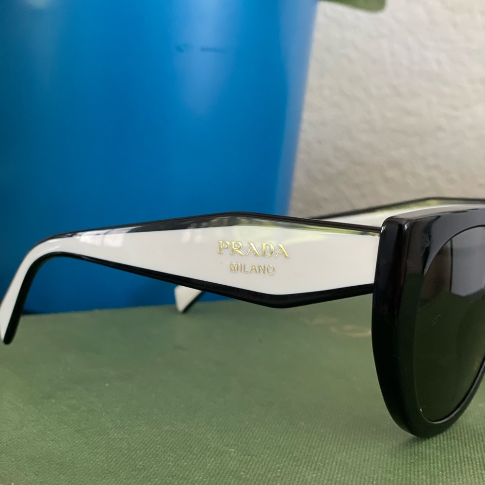 PRADA SUNGLASSES - Picture 6 of 8